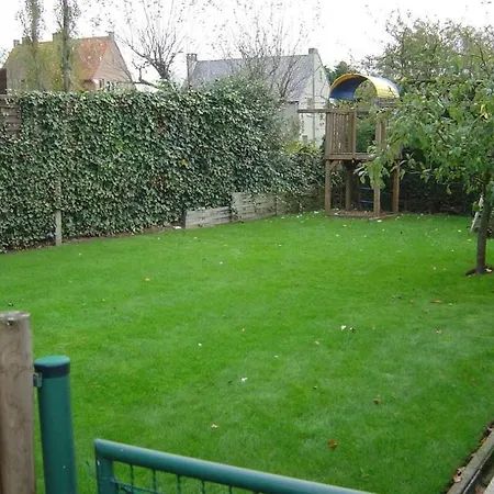 Vintage Vakantiebungalow In Oostduinkerke בית נופש *